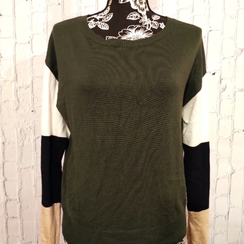 It's Our Time Green White Black Block Sweater Size Medium